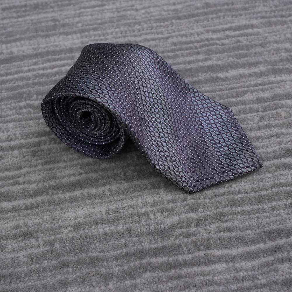Kenneth Cole New York Mens Silk Tie Purple Blue Geometric Honeycomb Hand Made